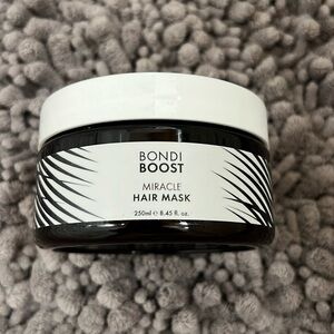 Bondi boost miracle hair mask